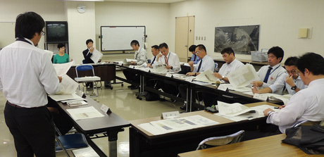 アドバイザー会議HP４.jpg