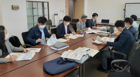 打ち合せ2.jpg