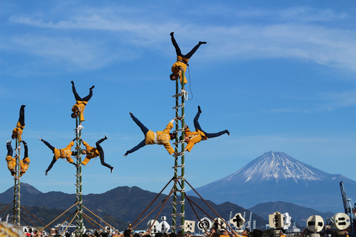 05-01_はごろも_横097_38_新ロゴ_しごとやめたい_富士山より高く.jpg