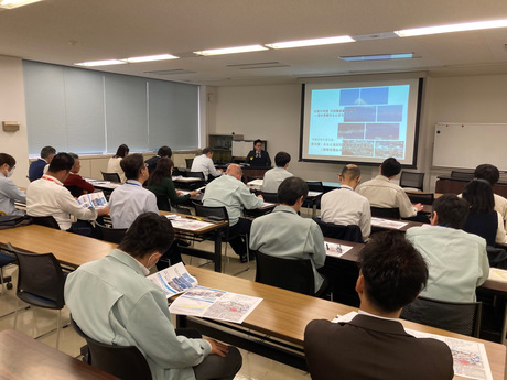 01_240403_新任研修会_事務局.jpg