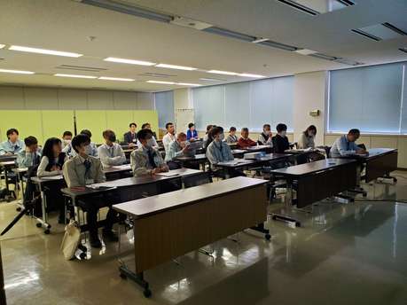01_240403_新任研修会_全体㈪.jpg