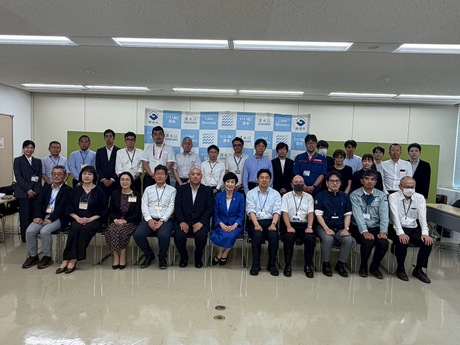 10_260518_集合写真.jpg