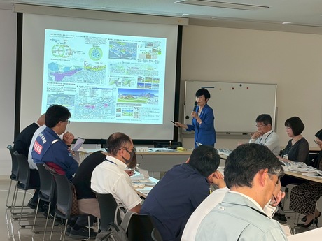 13_260518_東会長のご説明.jpg
