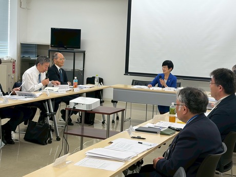 14_260522_総会_意見交換①.jpg